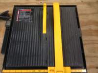 tools2wettilesaw_small.jpg
